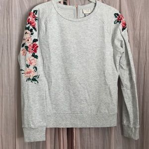 Lightweight sweatshirt